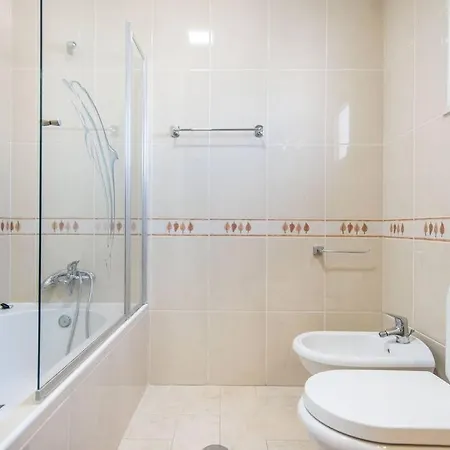 Vila Belle Maison Avec Piscine Chauffee *