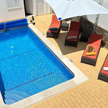 Belle Maison Avec Piscine Chauffee Villa
